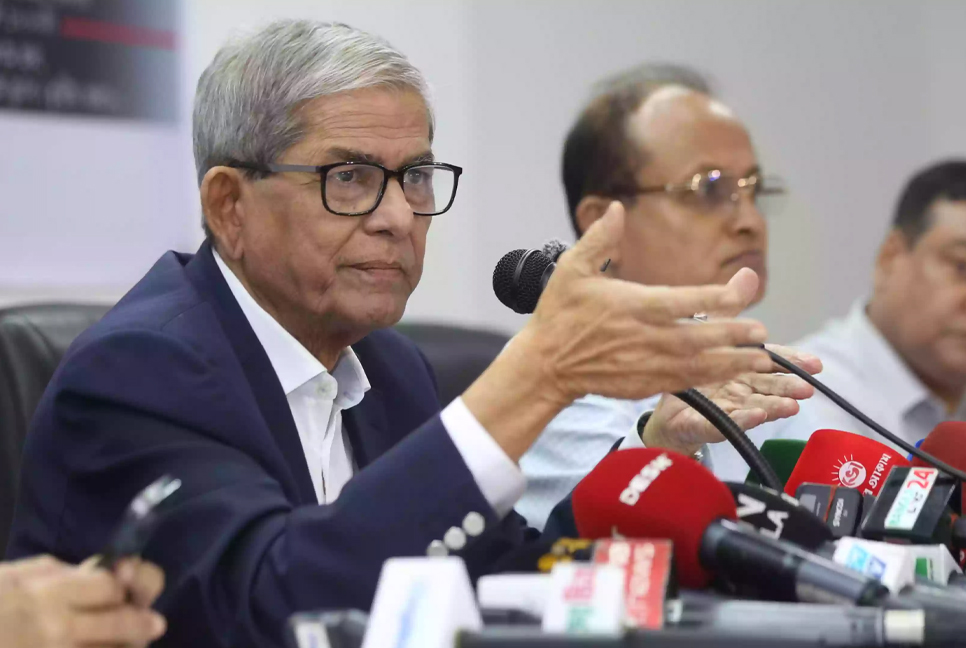 AL renders Bangladesh dependent on foreign nations: Fakhrul