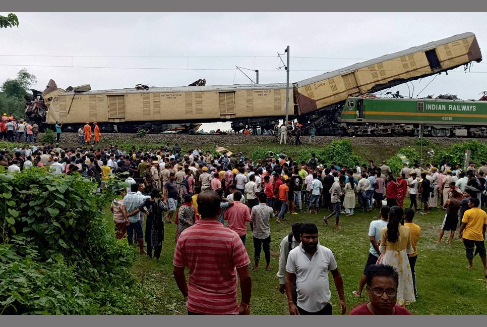 Seven killed as passenger and goods trains collide in India