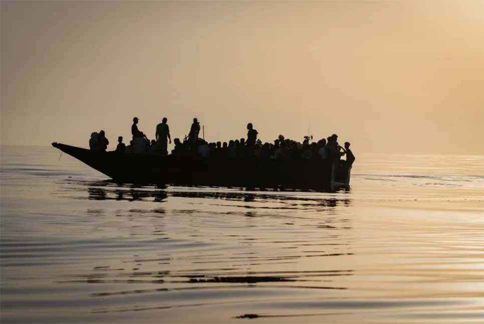 11 people dead after two shipwrecks in the Mediterranean Sea