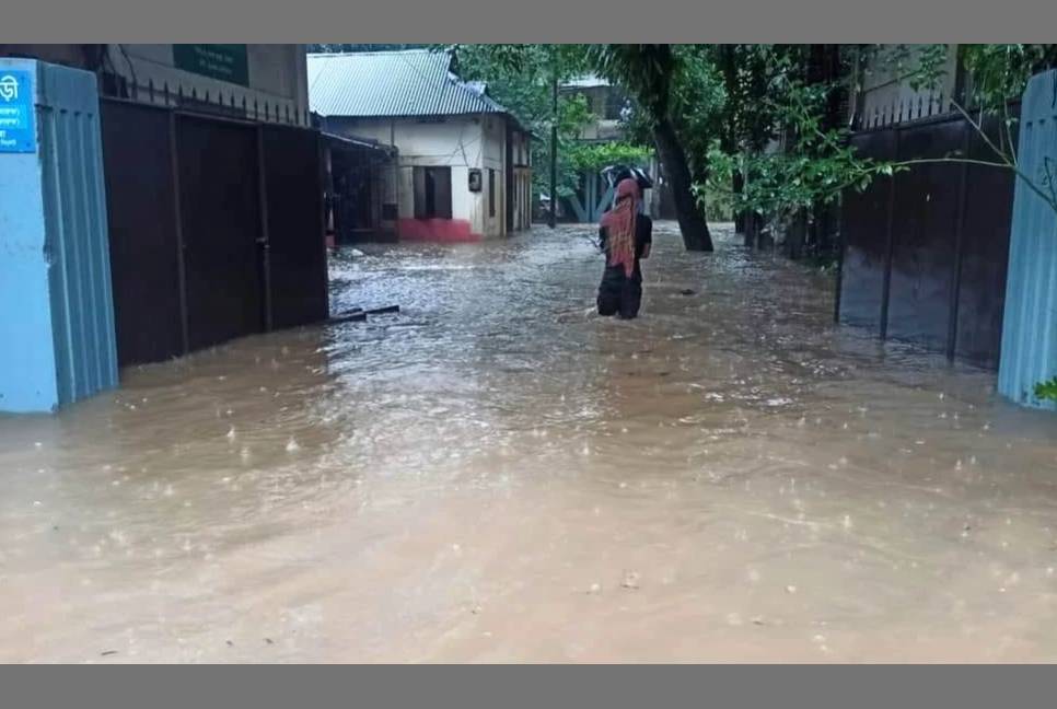 Sylhet flood worsens: 7 lakh people stranded