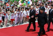 Kim Jong Un backs Ukraine invasion as Putin visits N Korea