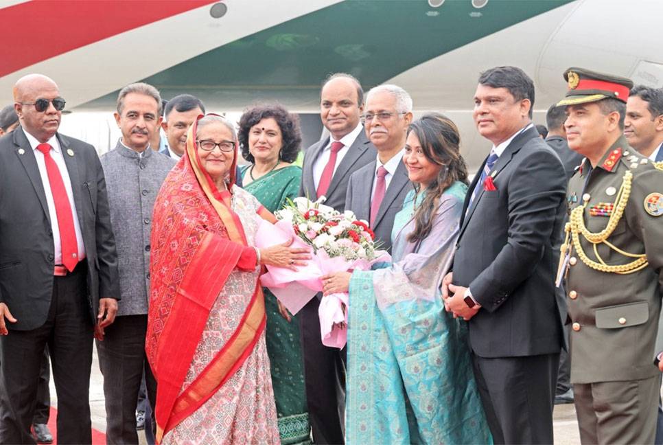 Hasina arrives in Delhi to begin two-day state visit