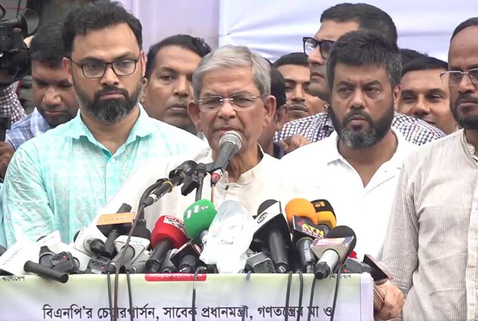 Free Khaleda without conditions or face consequences: Fakhrul