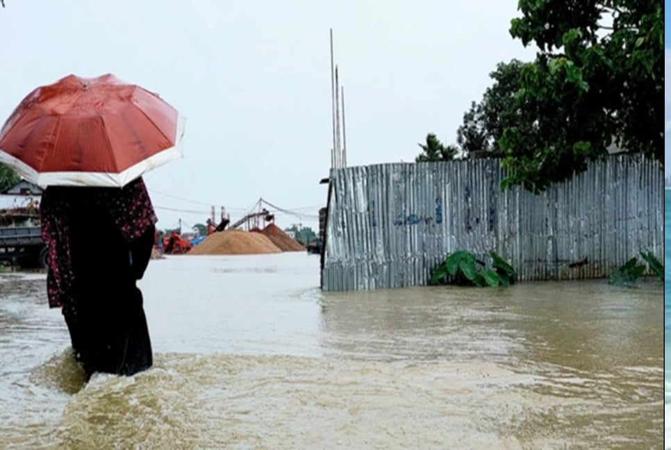 1 lakh people stranded in Sunamganj's third wave of floods