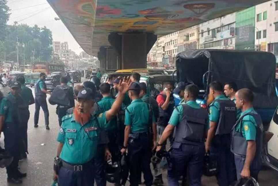 Extra police force deployed in city’s Mahakhali 
