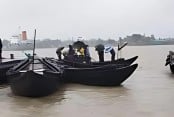 Trawler sinks in Bay of Bengal, 8 missing
