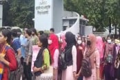Protesters stage demonstration blocking Rajshahi-Dhaka highway