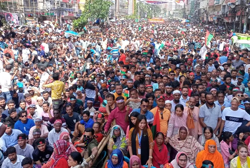 Thousands gather at Dhaka’s Nayapaltan for BNP rally