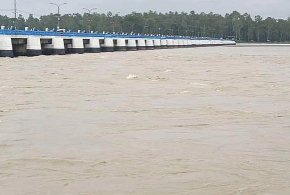 Flashflood: 25,000 people stranded in Lalmonirhat